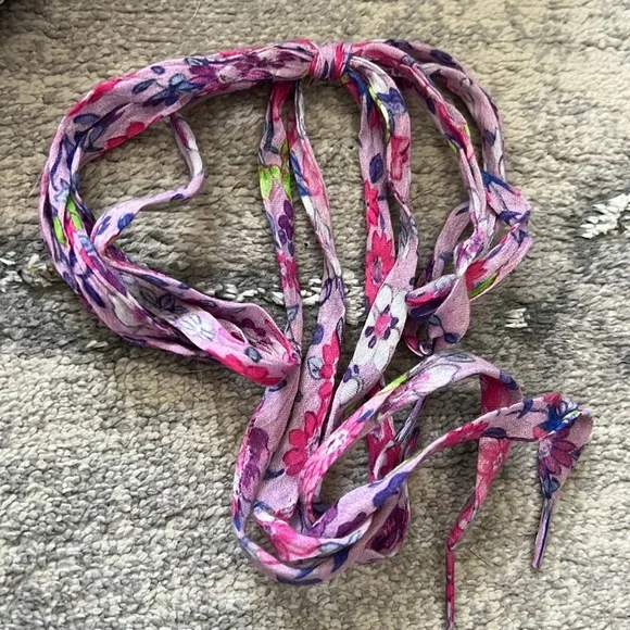 LoveShackFancy x Superga Floral Sneakers - Picture 7 of 13